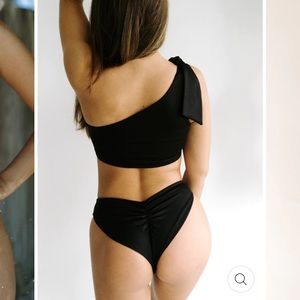 High Leg Scrunch Bottoms